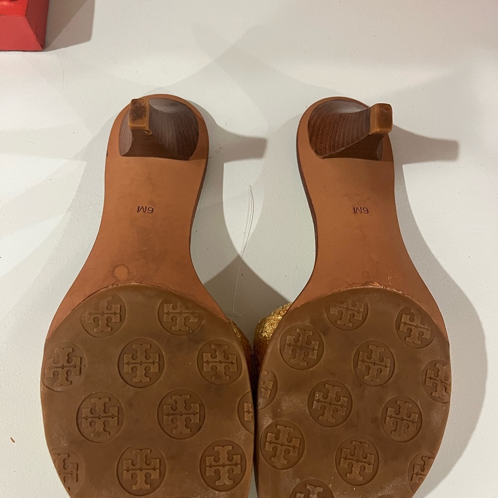 Tory Burch Holly Miller Gold Slide Mules Size 6 - Picture 5 of 6